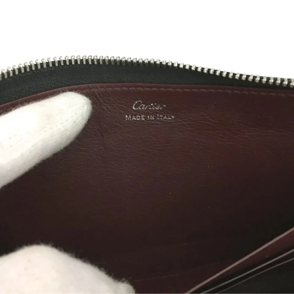 Cartier authentic must